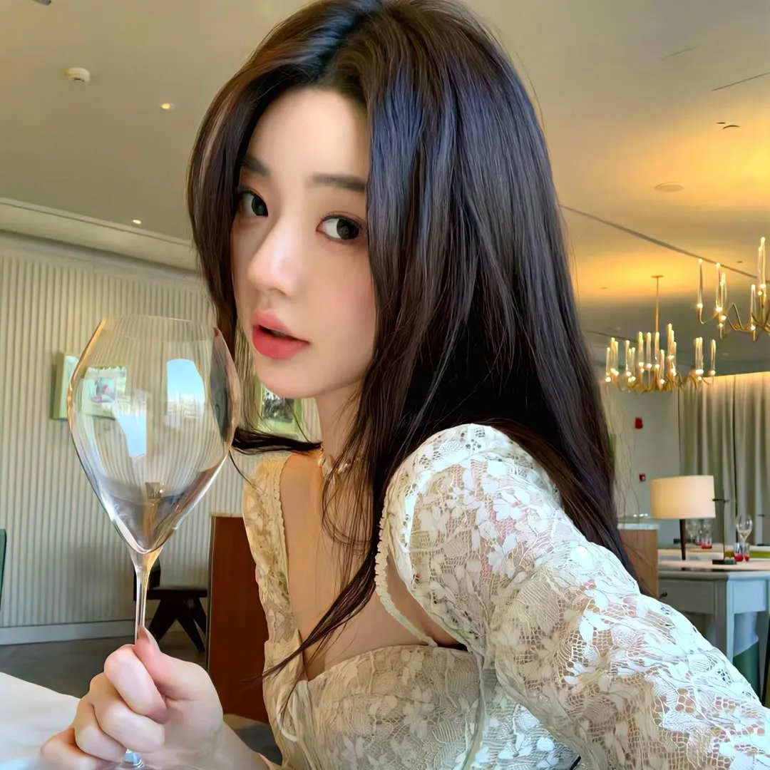 黄阿丽：小眼镜蛇